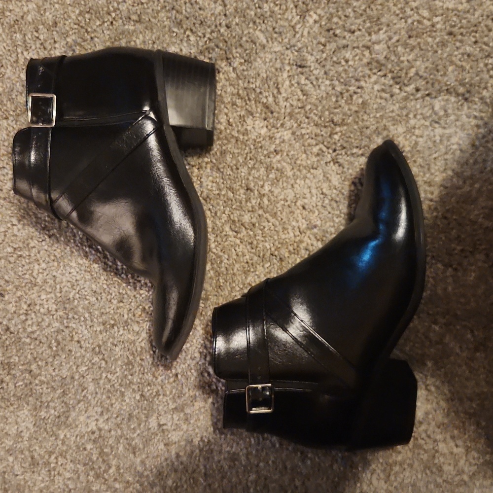 Karen Scott Black Booties Sz 6.5